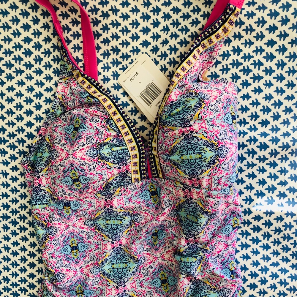 NWT Cabana Life pink multi Tankini /Size L